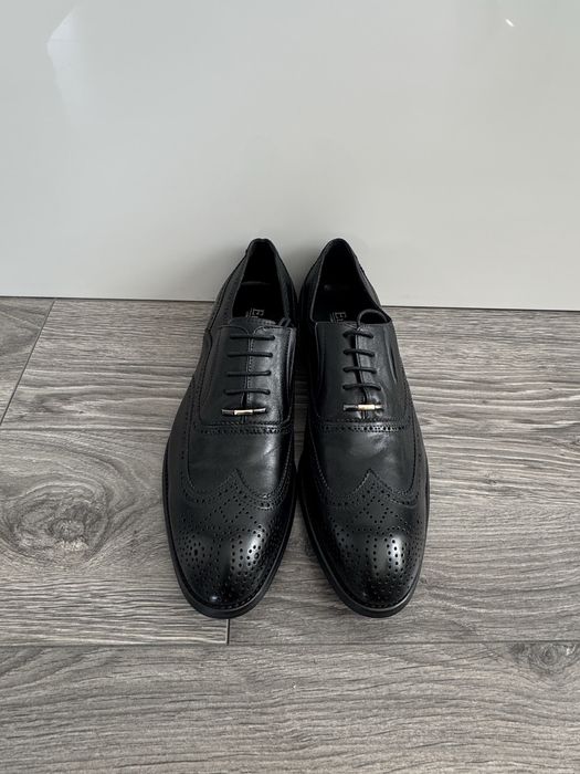 Nowe czarne eleganckie półbuty skórzane Eldemas 42