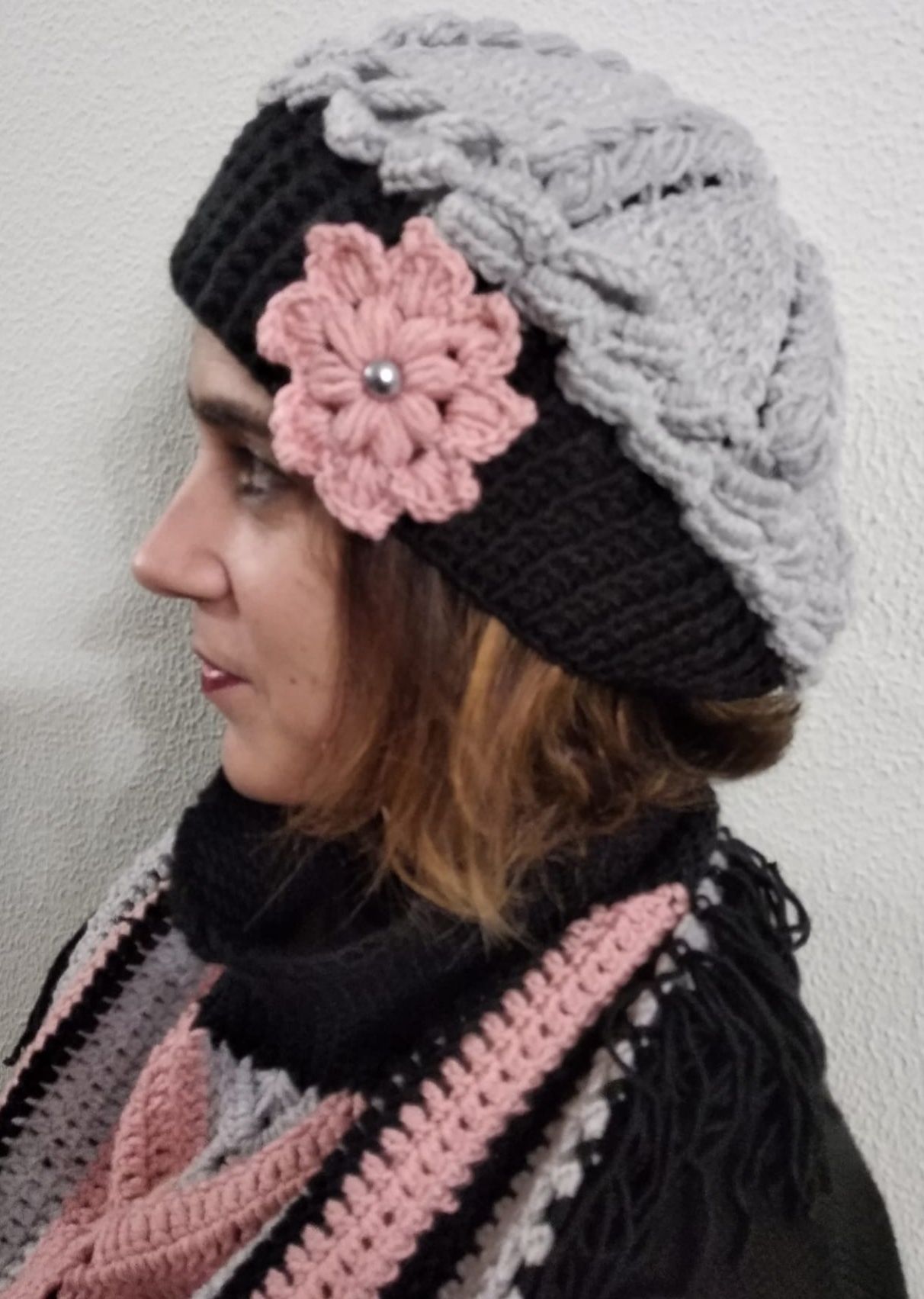 Gorros, golas e sacos artesanais