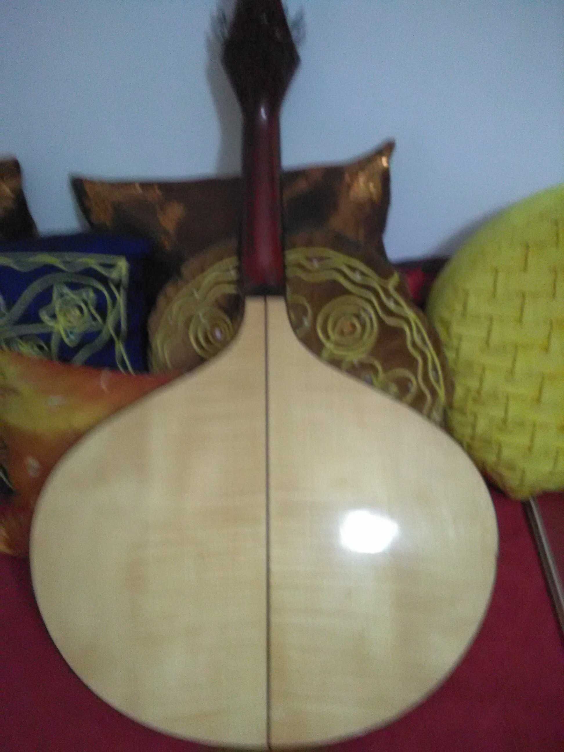 Guitarra portuguesa