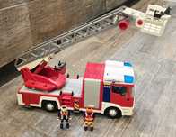 Playmobil City Action Samochód Strażacki Z Drabiną