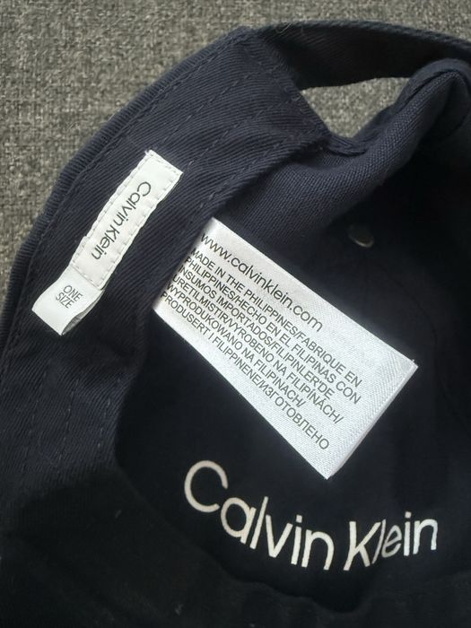 Czapka z daszkiem Calvin Klein granat