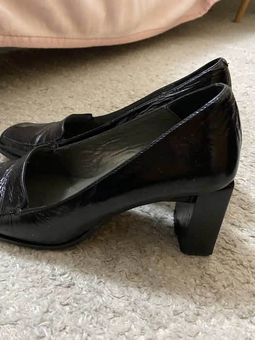 Sapatos de salto Charles