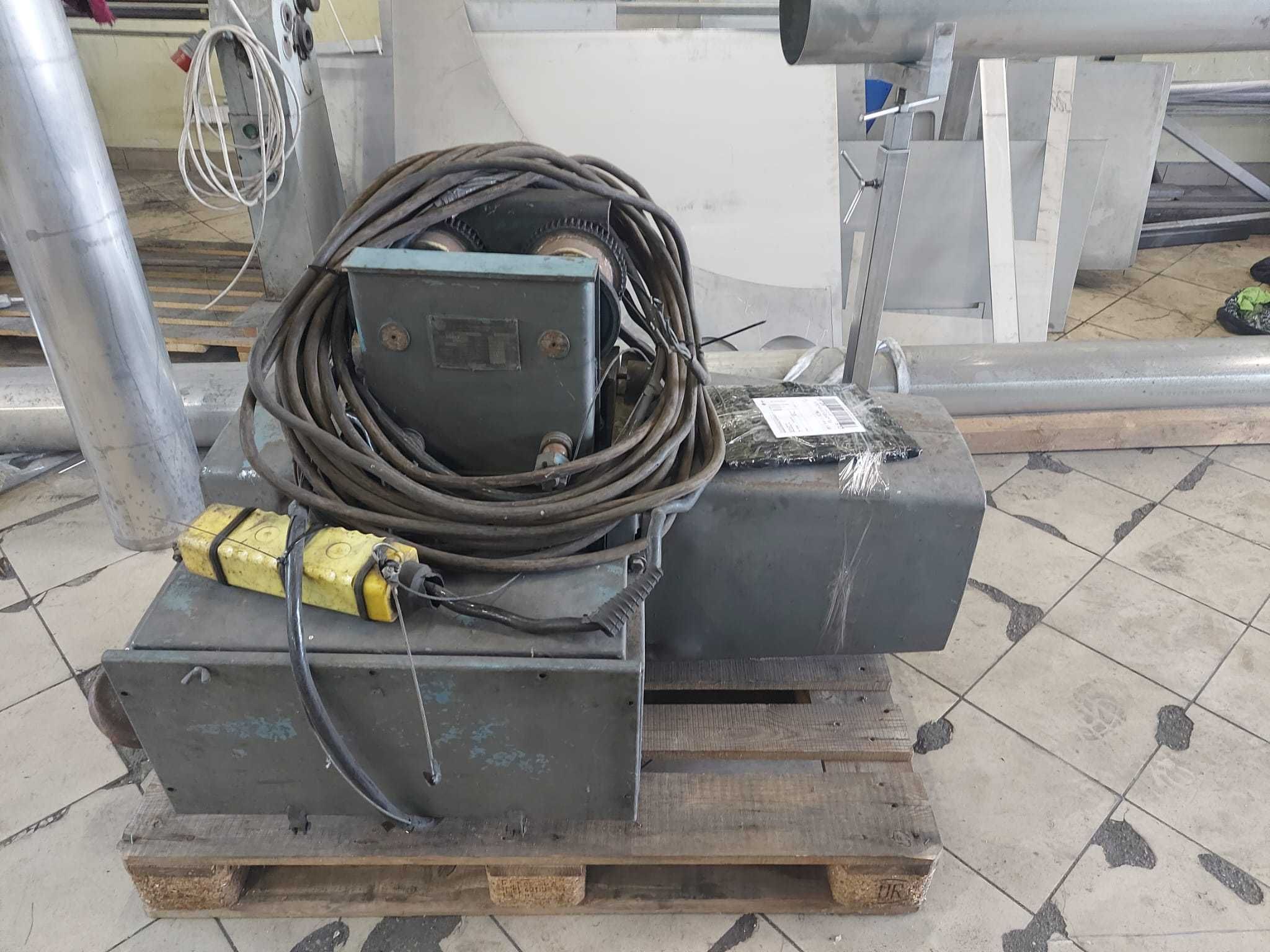 Wciągnik elektryczny z elektrycznym wózkiem jezdnym – udźwig 2000 kg
