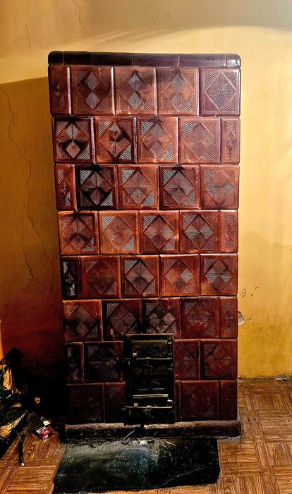 Absolutnie piękny unikalny Piec kaflowy