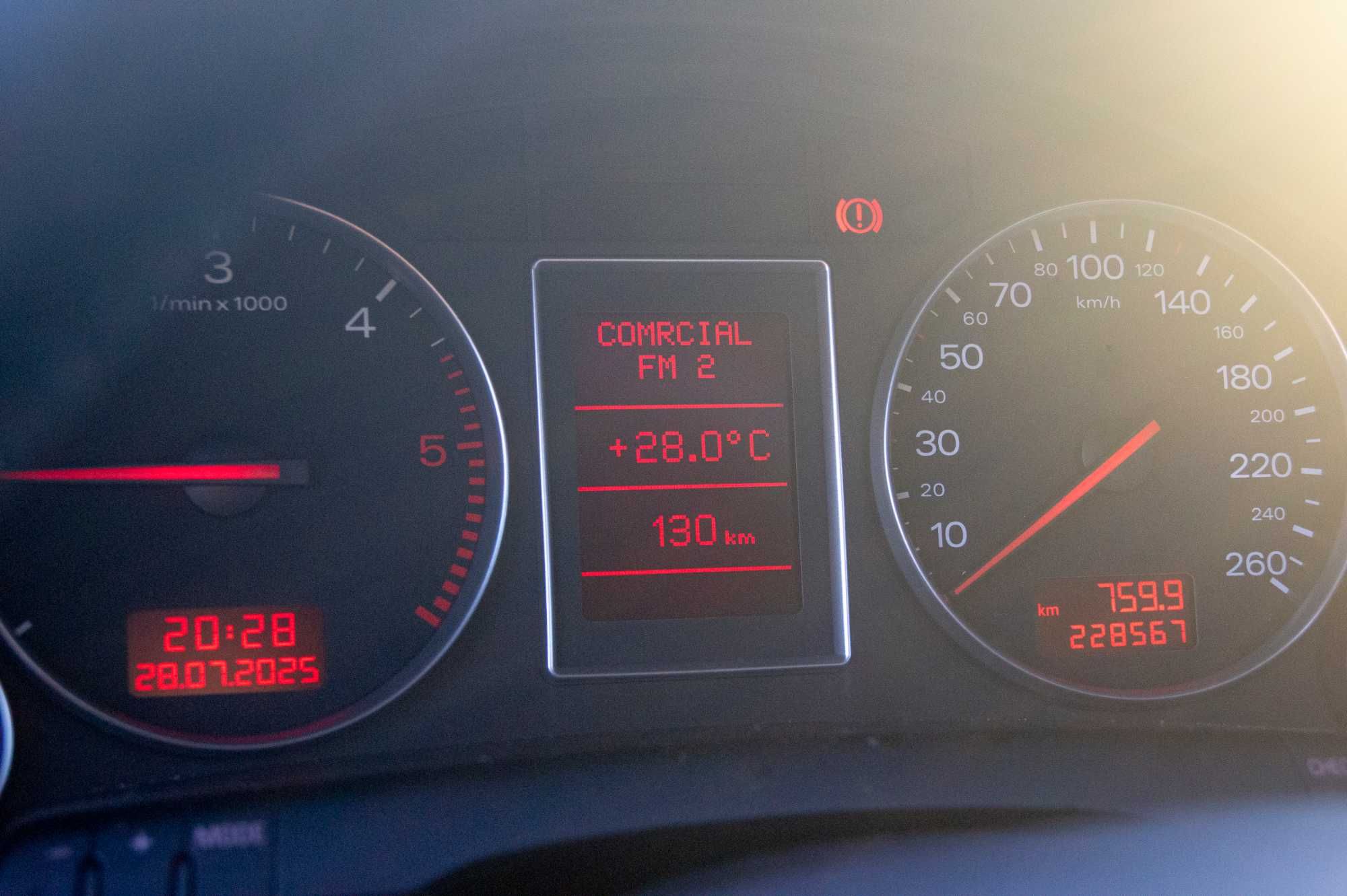 Audi A4 Avant Nacional, único dono, 228k km, PD130, cx6
