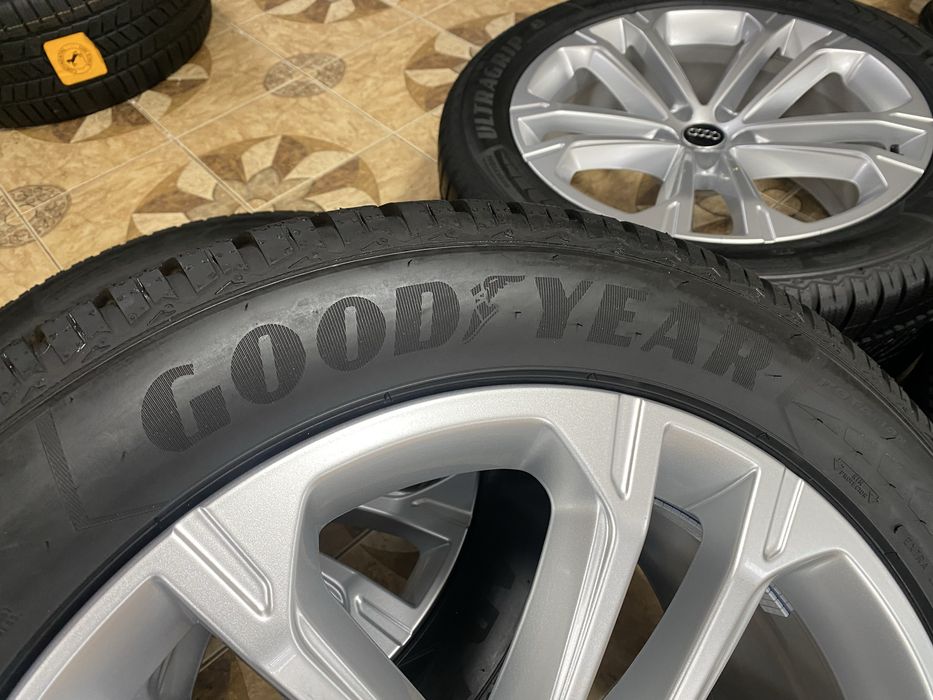 Диски R20 , 5/112 , ET28 , E 9J*20H2 , 4M0 601 025 DT