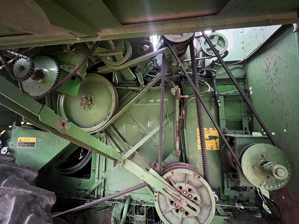 Комбайн зернозбиральний John Deere 1055/John Deere 1055 жатка 3,65