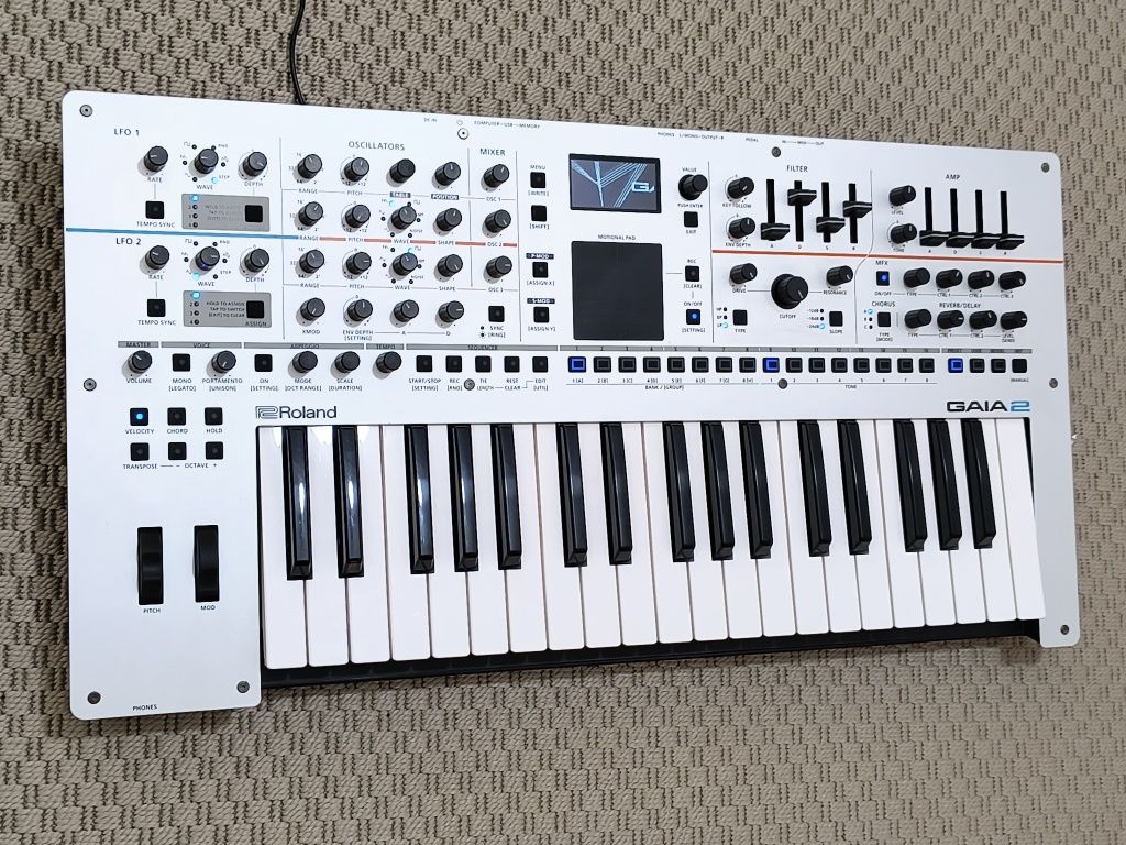 Roland GAIA 2 syntezator jak nowy