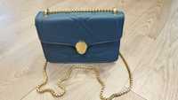 Женская сумочка
Размер 20х14 см
Цвет синих оттенков (сапфир, полуночно