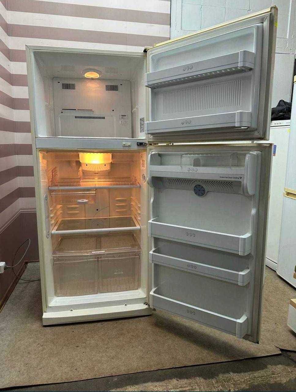 Холодильник LG GR-R562JVQA No Frost широкий