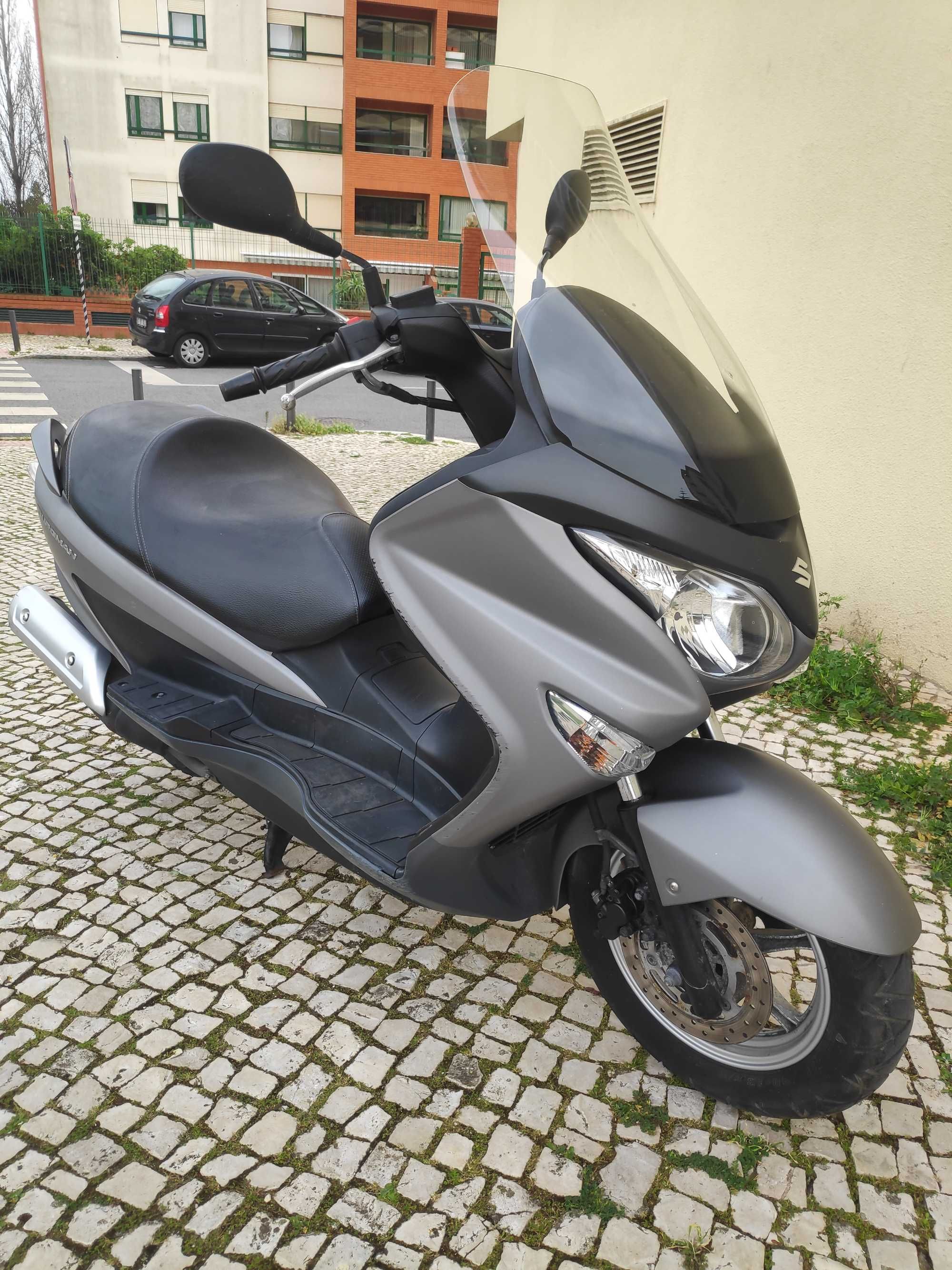 Suzuki Burgman 125