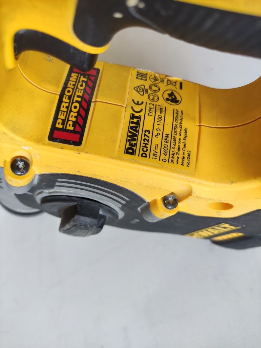 Na GWARANCJI Młotowiertarka akumulatorowa DeWalt DCH273