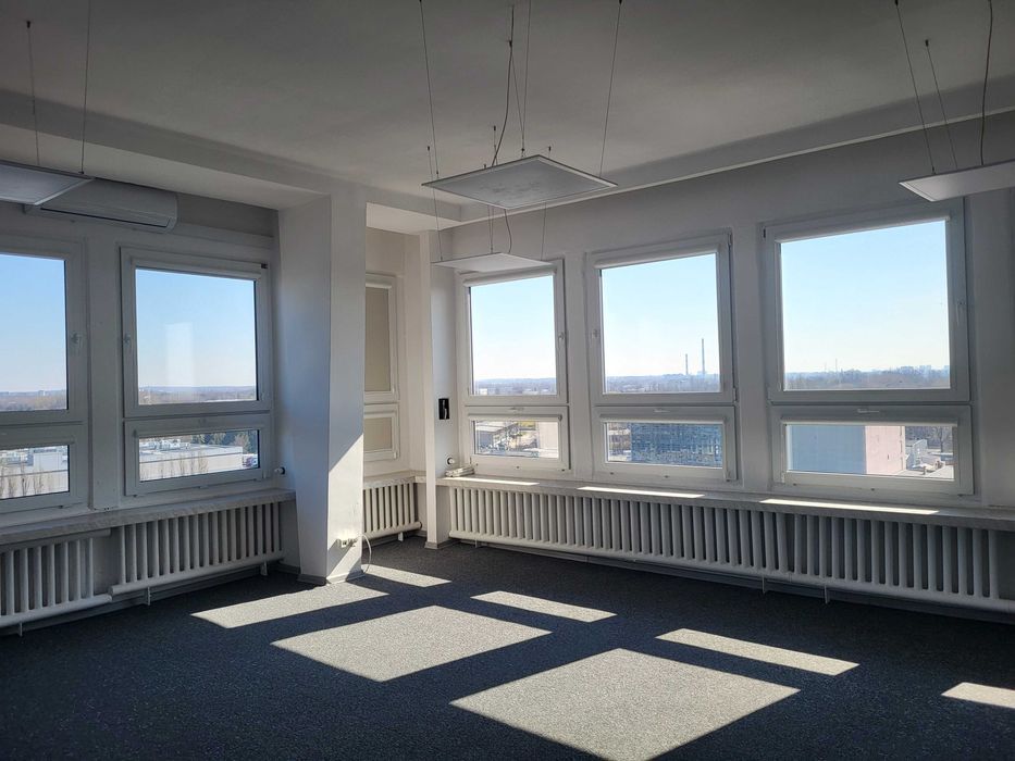 Do wynajęcia lokal klimatyzowany z widokiem na panoramę Teofilowa