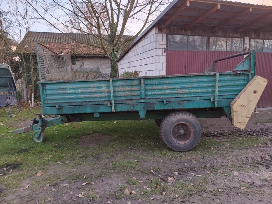 Rozrzutnik do obornika