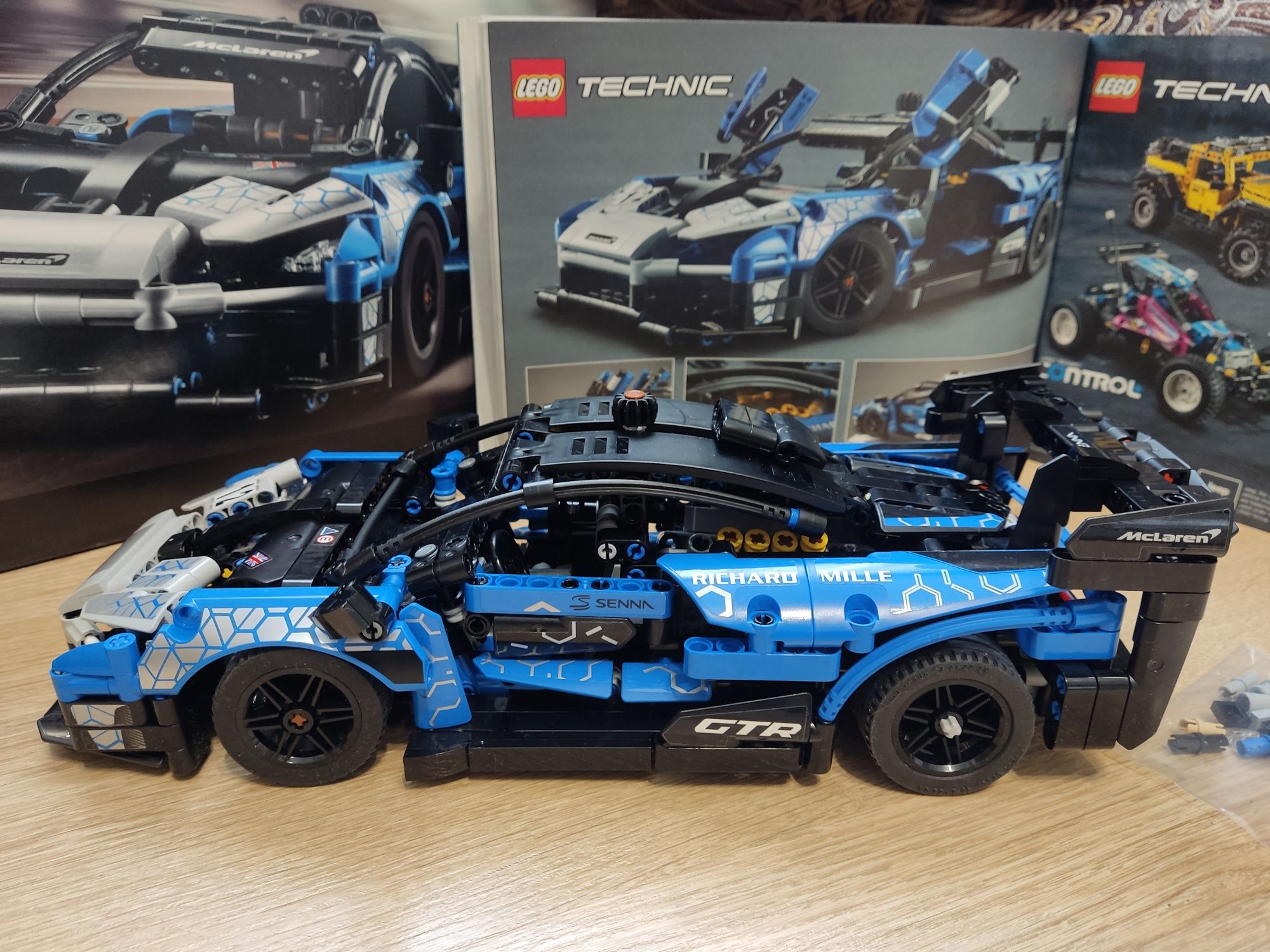 Конструктор LEGO Technic 42123 McLaren Senna GTR 830 деталей