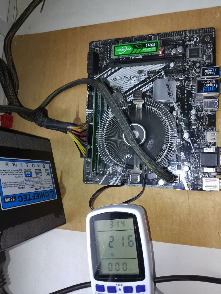 MSI Z170A PC Mate + i7 8700k* + ddr4 32gb
