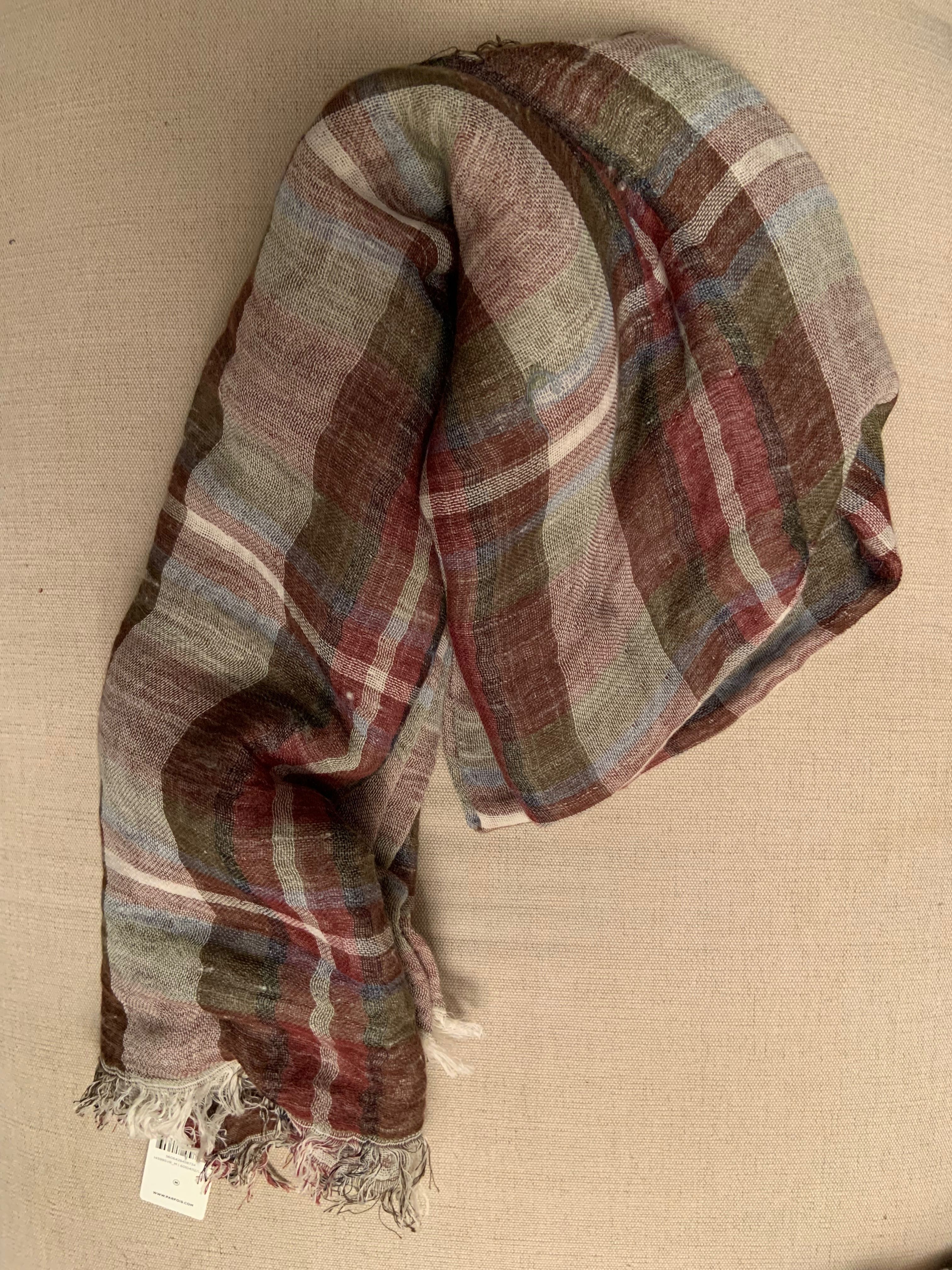 Conjunto de 3 Echarpes novas. Vendo conjunto ou separadamente.