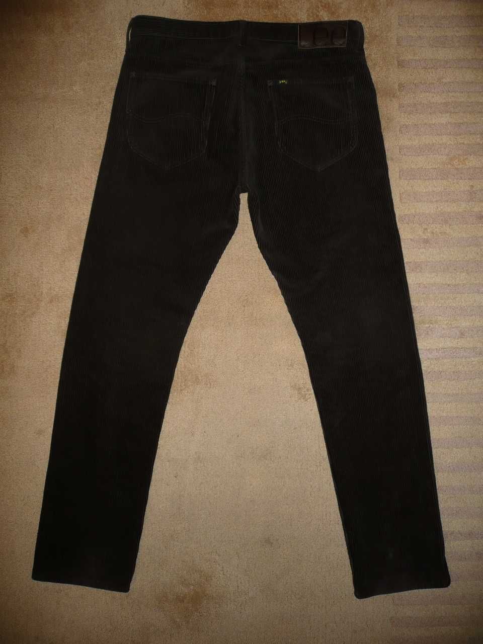 Spodnie sztruksowe LEE W34/L34=45,5/112cm