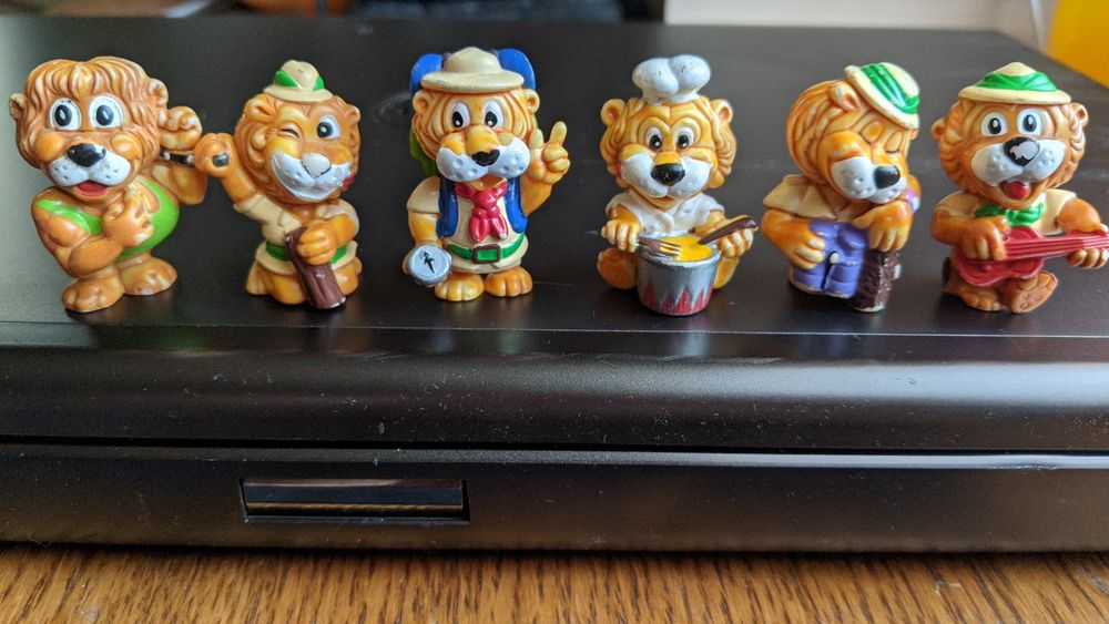 Stare Kolekcjonerskie Figurki Kinder Niespodzianka Lwy Zest.6szt 1993r