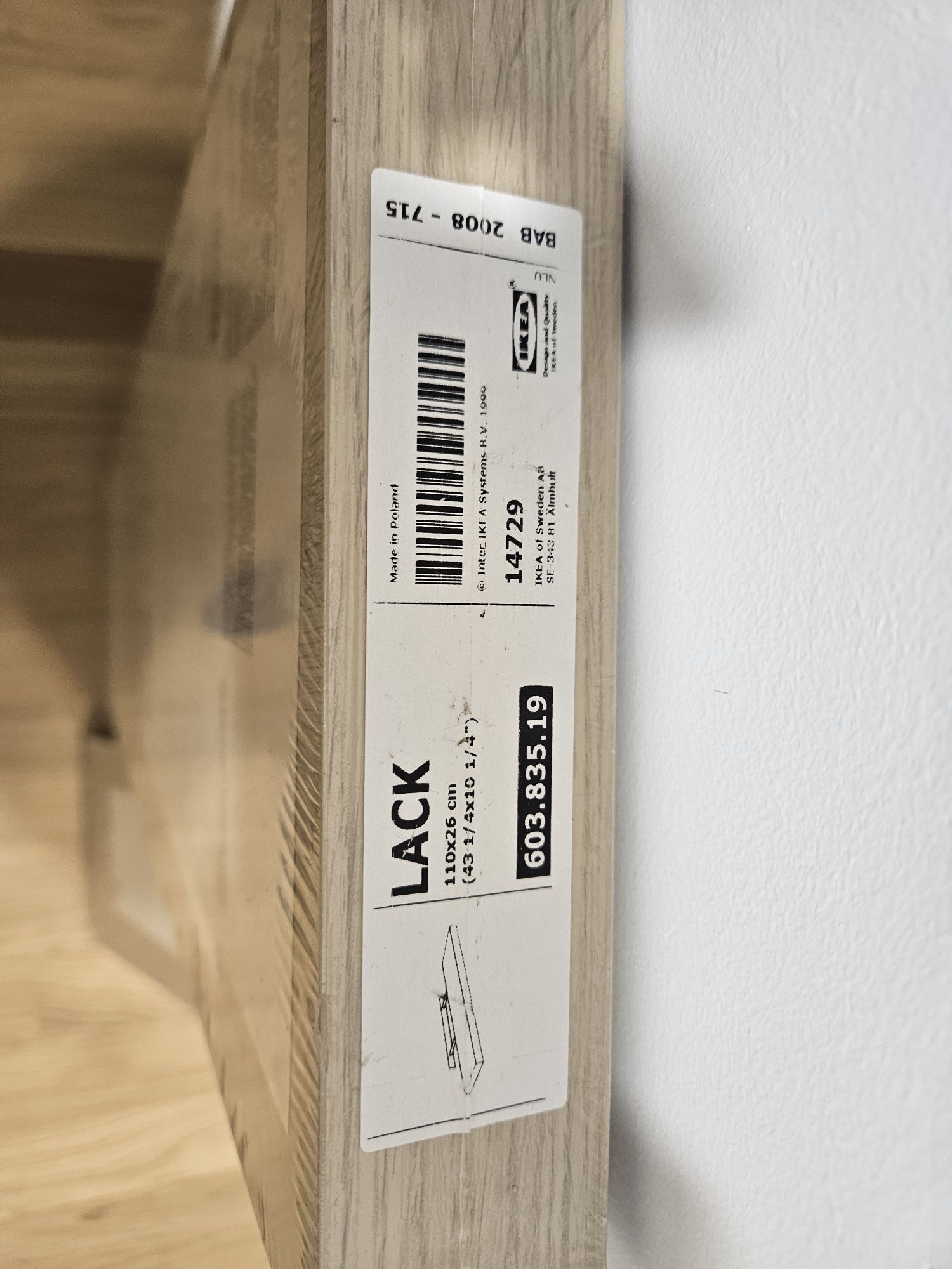 Prateleiras, IKEA, novas.