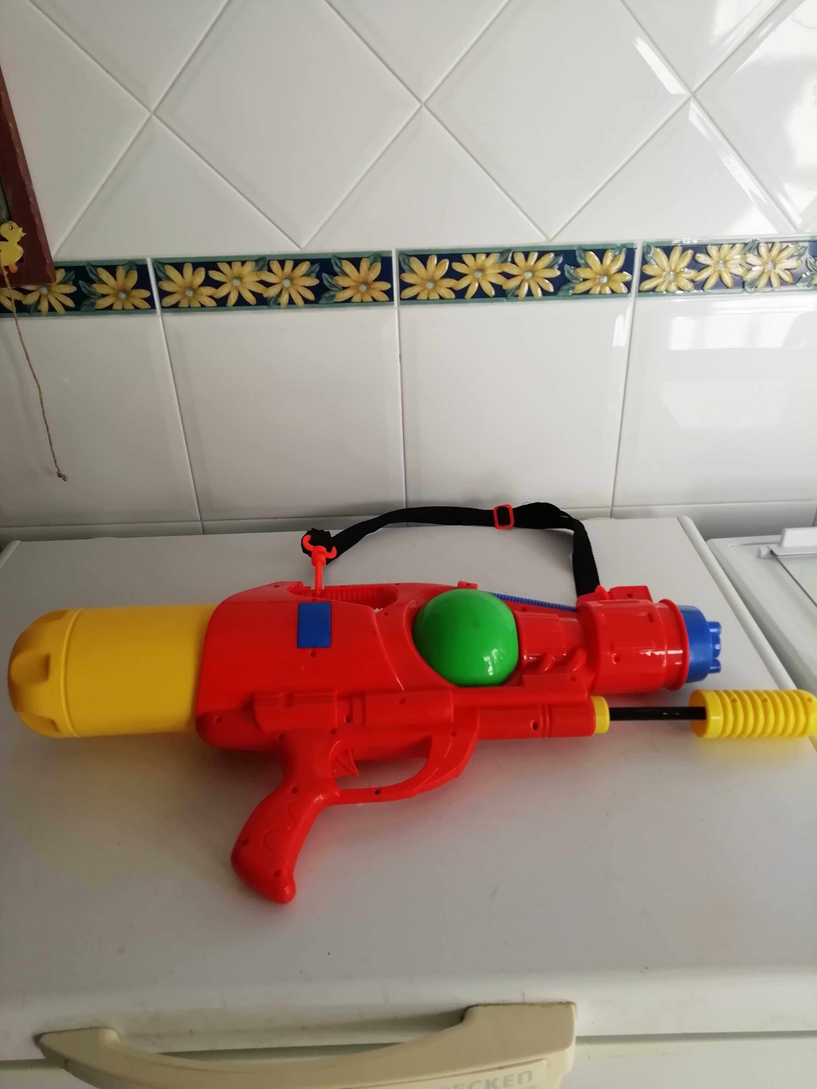 Pistola de água para crianças