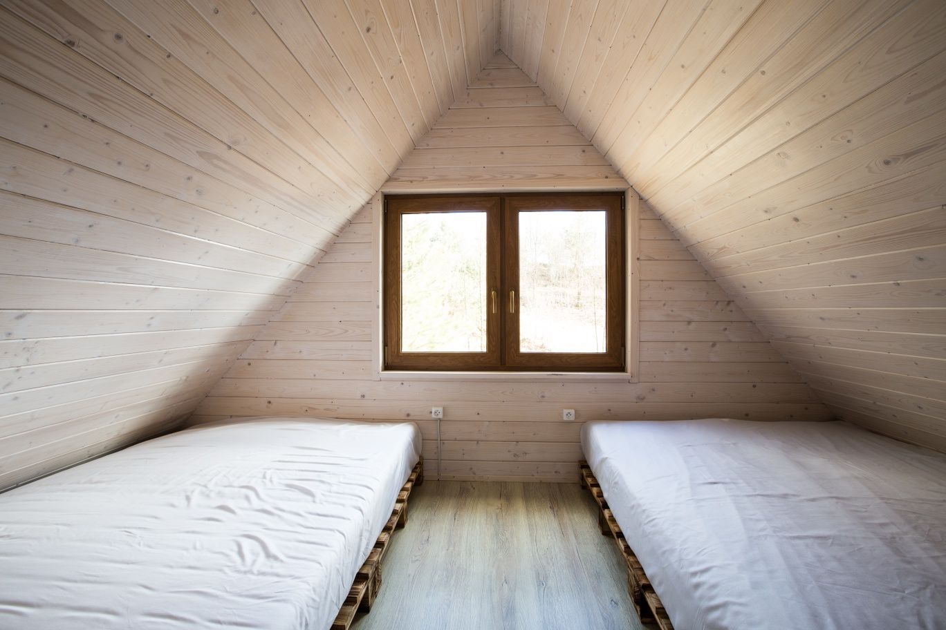 Kaszuby, Jacuzzi,Nowy Szary drewniany domek z kominkiem, Wakacje,Staw,