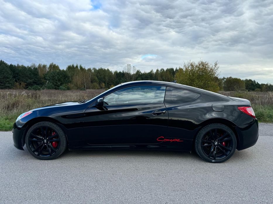 Hyundai Genesis Coupe 2.0T