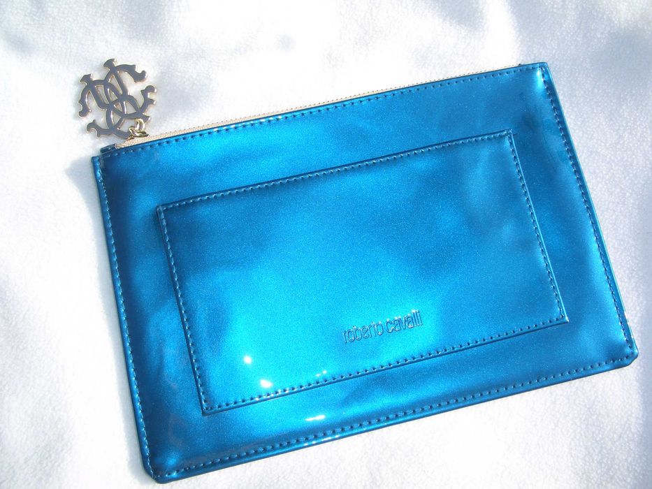 Клатч roberto cavalli італія косметичка шиммер металік електрик лакова