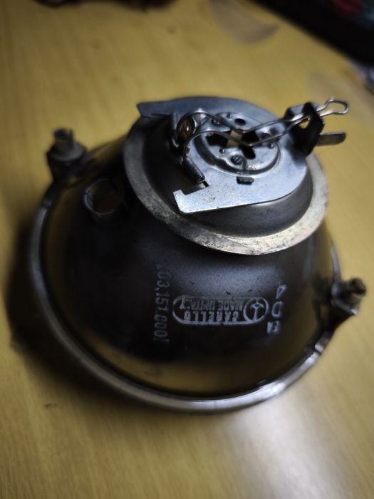 Farol Alfa Romeo Sprint Veloce