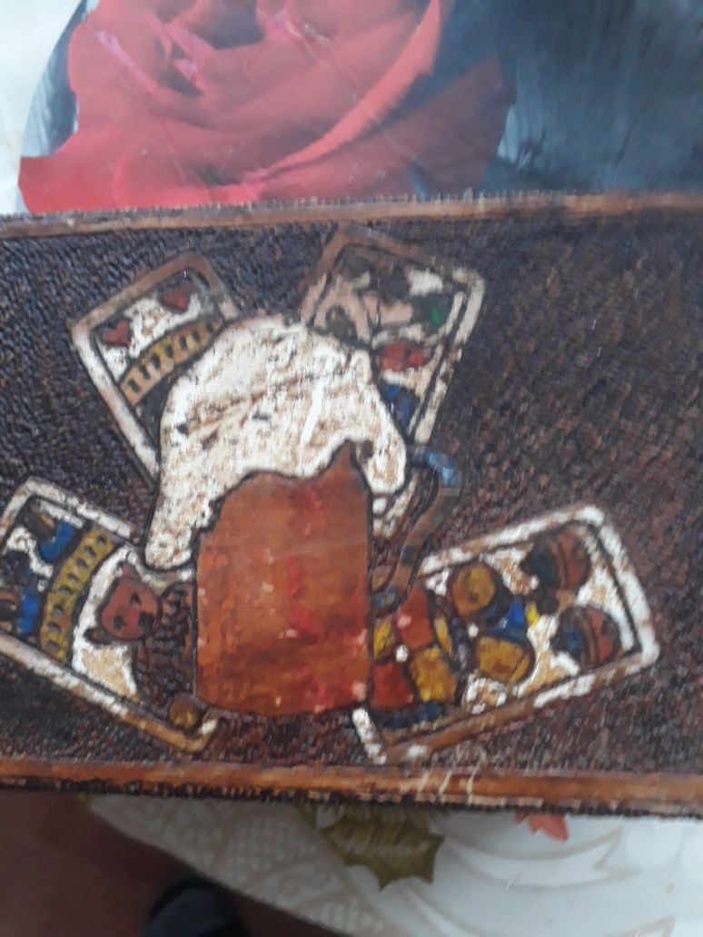 Stare drewniane pudełko
