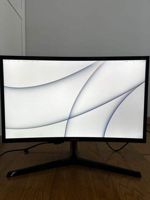 Monitor Curvo Samsung