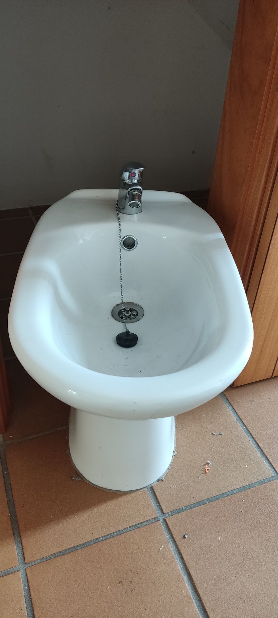 Bidé usado em bom estado