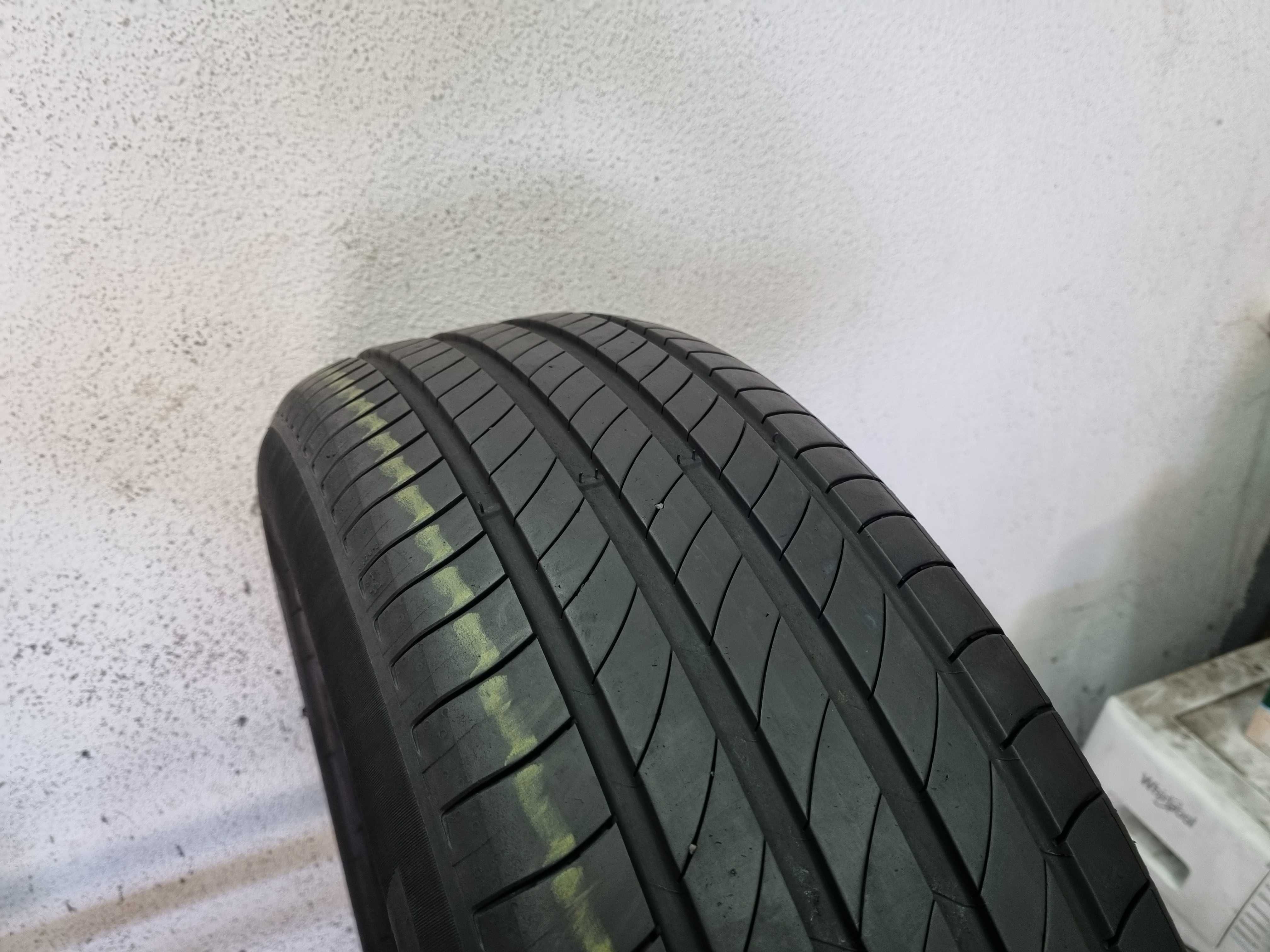 215/65/17 99V Michelin Primacy 4 D.5021