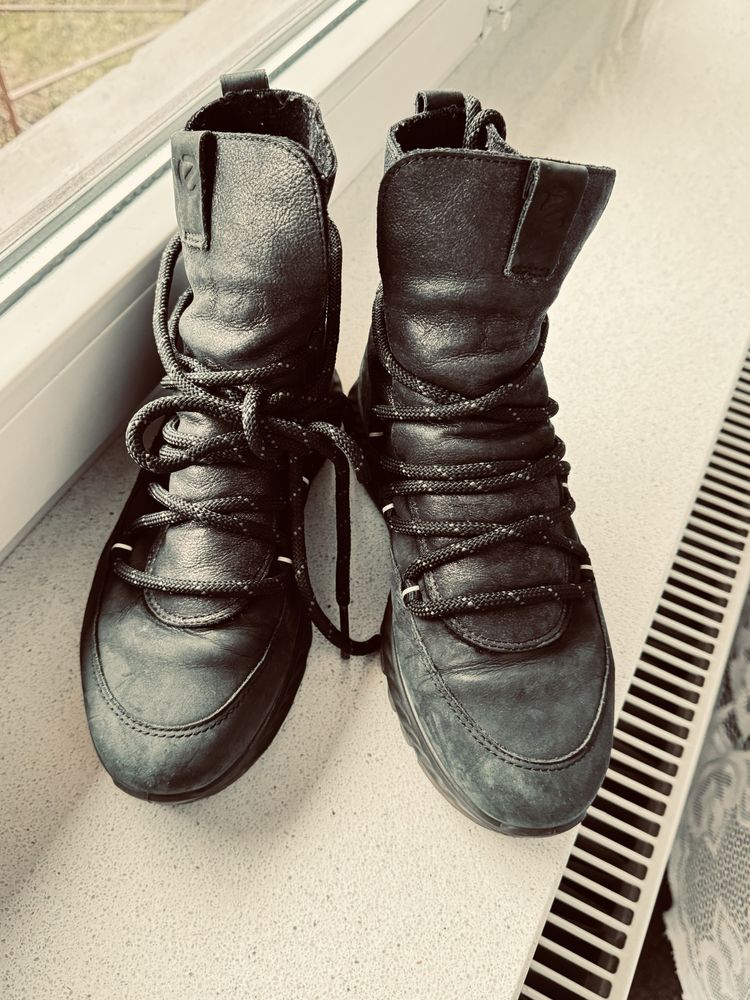 Buty, botki , kozaki damskie zimowe Ecco Exostrice 25 cm
