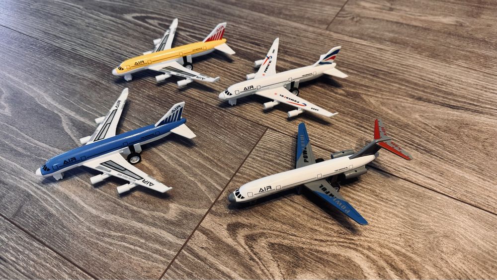 Plastikowe modele prawdziwych samolotow zabawka naped