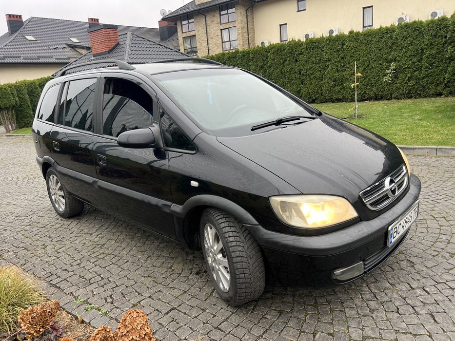 Opel Zafira 2003 p 2.2DTI Хороший стан!