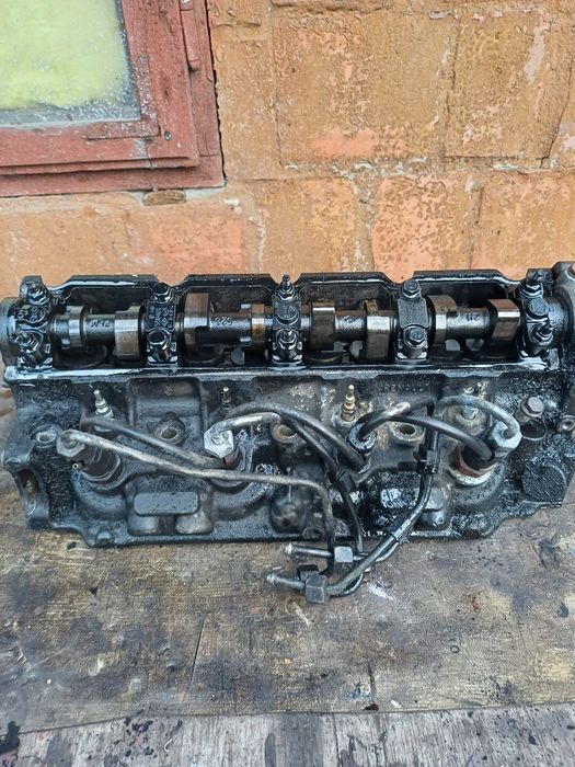 ГБЦ головка блока 1.9 простий дизель Renault kangoo 1