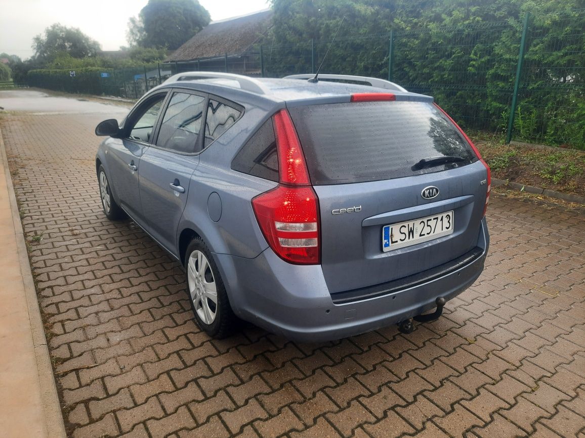 1.6 diesel mały przebieg ważne opłaty