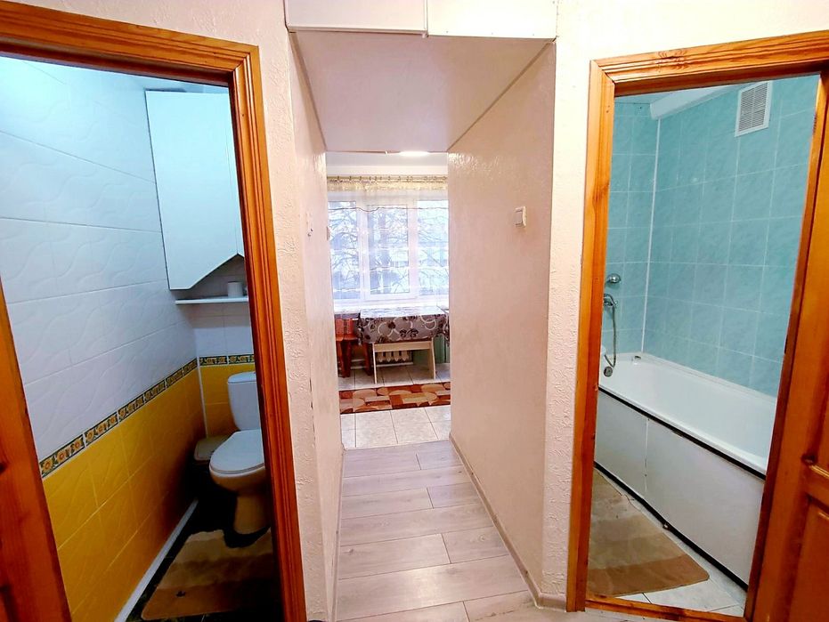 2-кім. Проспект миру."Сайгон","Фокстрот".Погодинно, подобово.Ціна доби