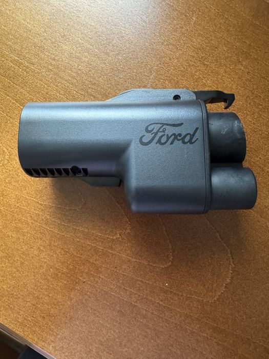 Адаптер для  Tesla, Ford, Rivian, GM, V0LV0