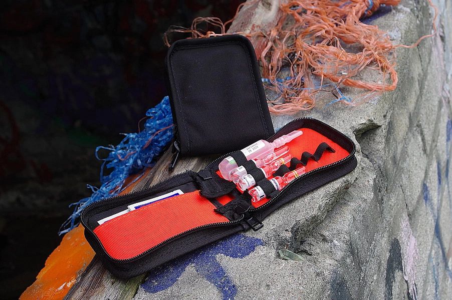 Ampularium mini z rzepem Cordura czarne