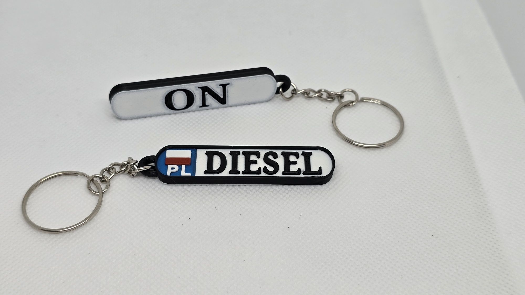Brelok w Kształcie Tablicy Rejestracyjnej z Napisem Diesel
