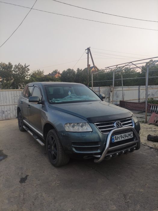 Продам Фольксваген Туарег 2003 год срочно