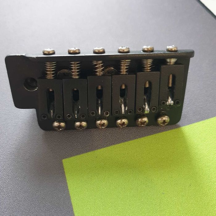 Kompletny mostek ruchomy most vibrato tremolo Washburn