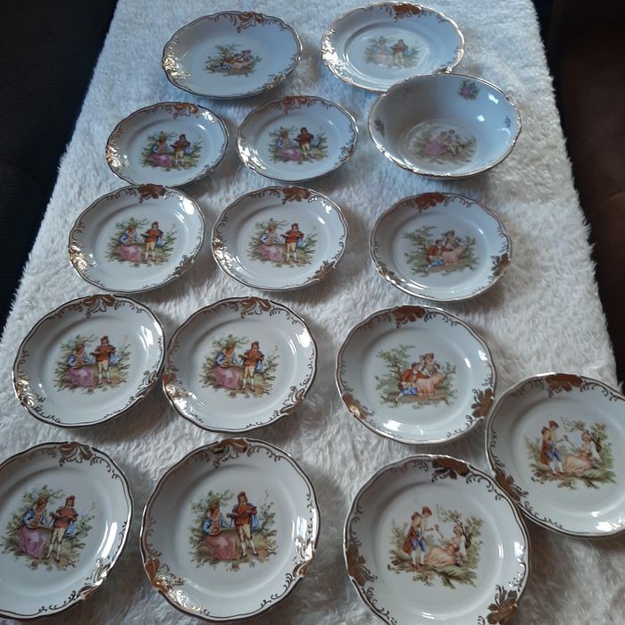 Zestaw 15 szt talerze +półmisek, okazja.