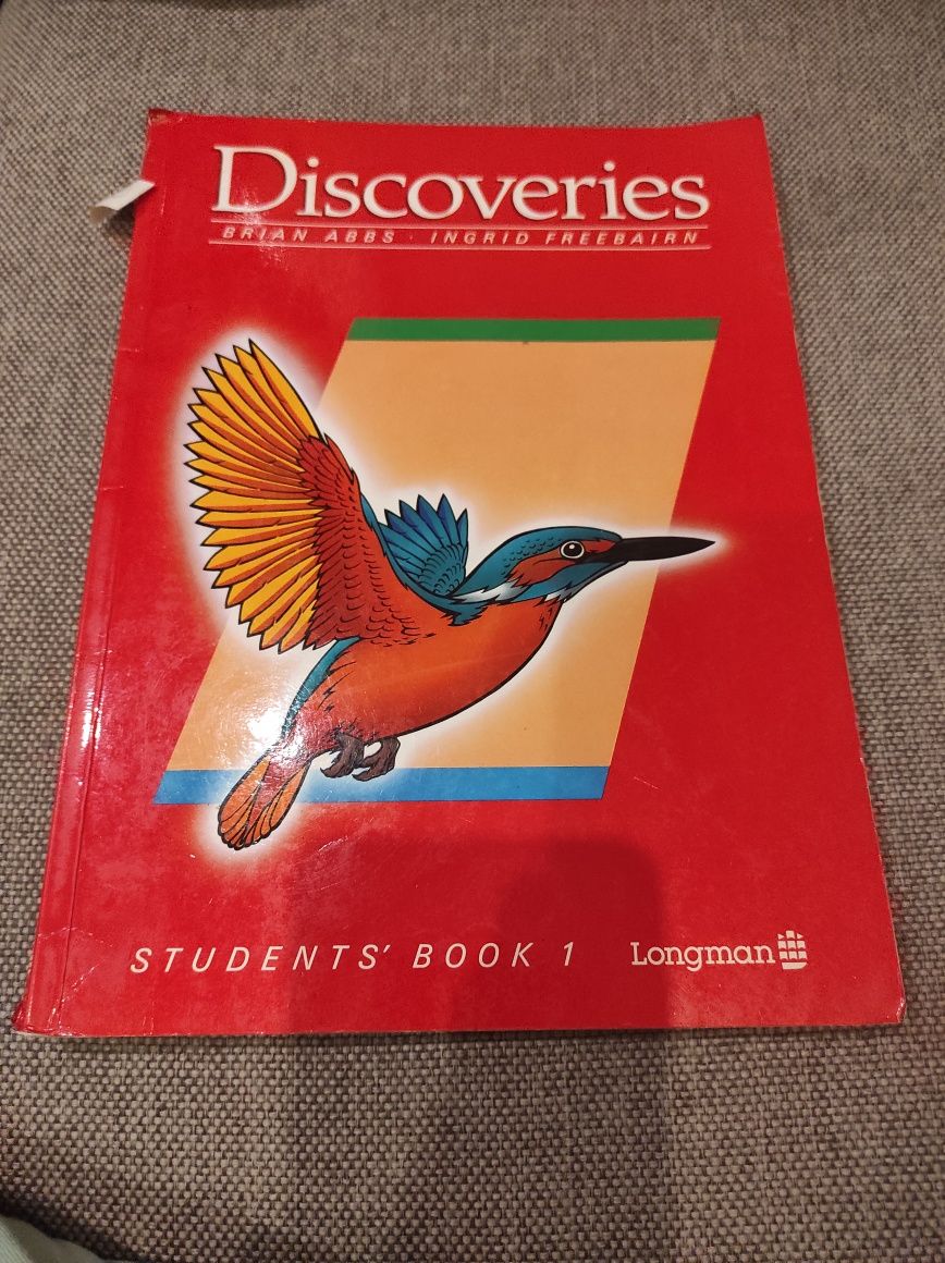 62. Książka pt "Discoveries Studenta books 1.  Longman