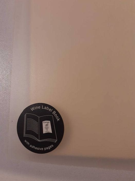 Dossier com Etiquetas para Vinho
