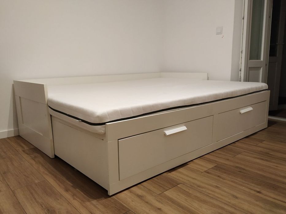 Cama BRIMNES Ikea.
