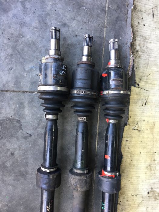 Полуось привод шрус піввісь Toyota Avensis T27 T29 1.6 1.8 VVTI VVT-i