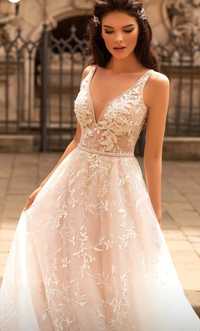 Suknia ślubna przepiękna, model Mariotta